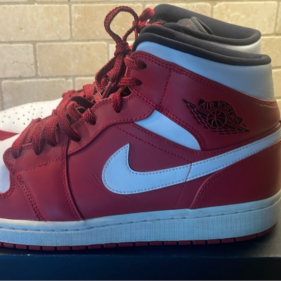 Jordan 1 mid Chicago black white gym red - Picture 3 of 4